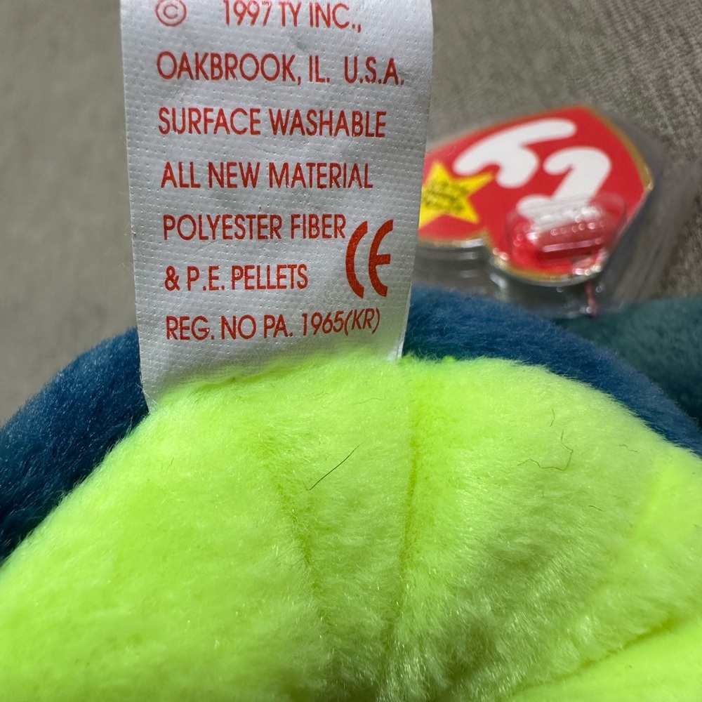 Ty Beanie Baby Hissy Plush Snake Toy in Blue and Green - Picture 8 of 11